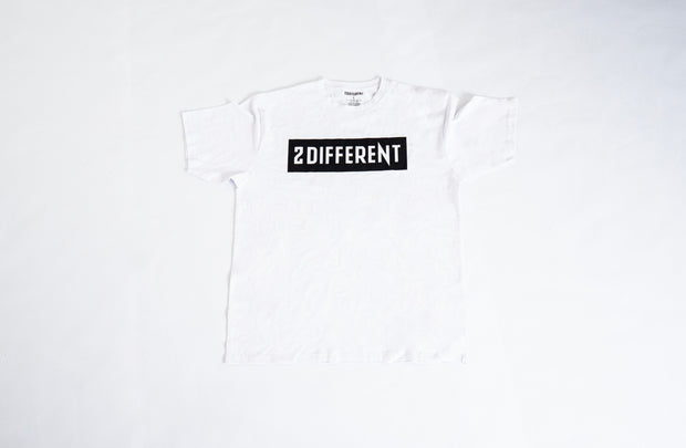 2DIFFERENT BOX TEE - WHITE
